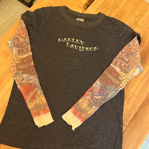 Harley-Davidson “sleeved” t-shirt - Picture 1 of 8